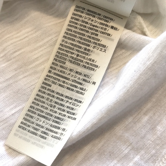 HOLLISTER White Textured Ruffle Layer Soft Top - Picture 9 of 9